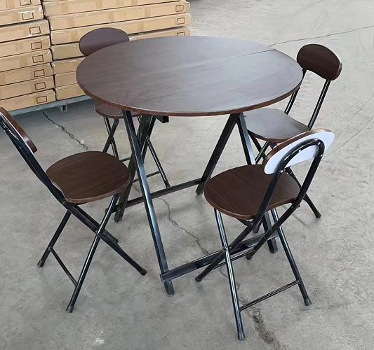 Table à manger en bois